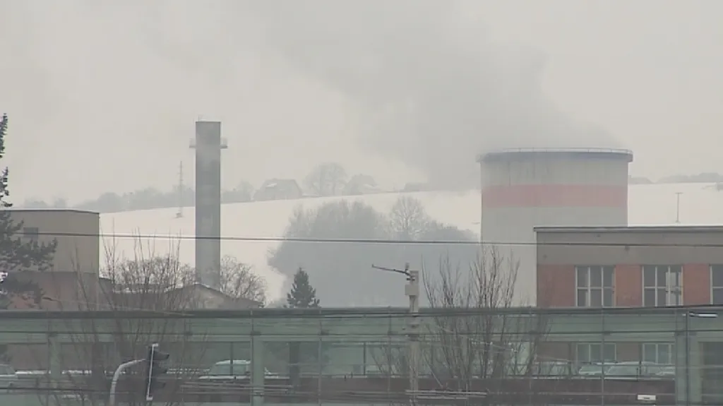 Zlínsko se zahalilo do smogu