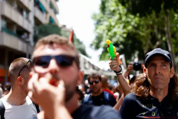 Španělská města protestují proti nadměrné turistice