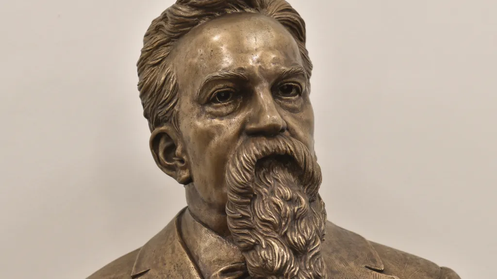 Busta Eduarda Alberta
