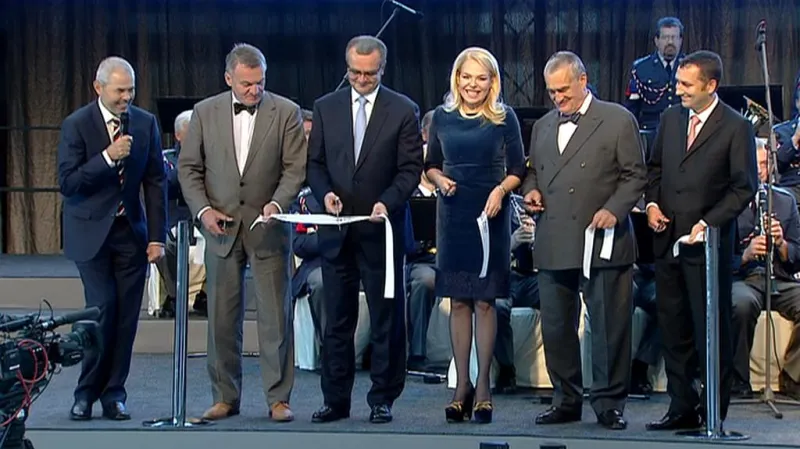 Slavnostní otevření Letiště Václava Havla