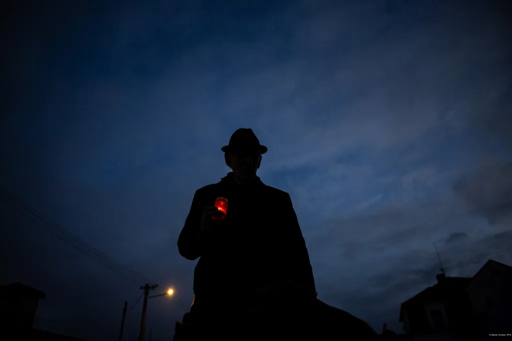 3. místo v kategorii Reportáž (Martin Divíšek / EPA / Mezinárodní den památky obětí holocaustu v Terezíně)