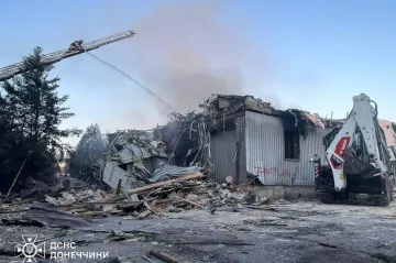 Rusové udeřili na nákupní centrum. Ukrajina hlásí mrtvé a raněné