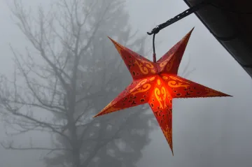 Bílo na Štědrý den? Leda mlha. Teploty vystoupají k osmi stupňům