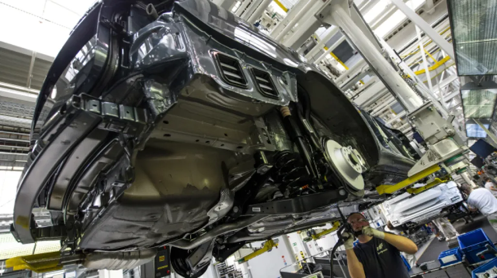 Výroba aut v Česku opět vzrostla