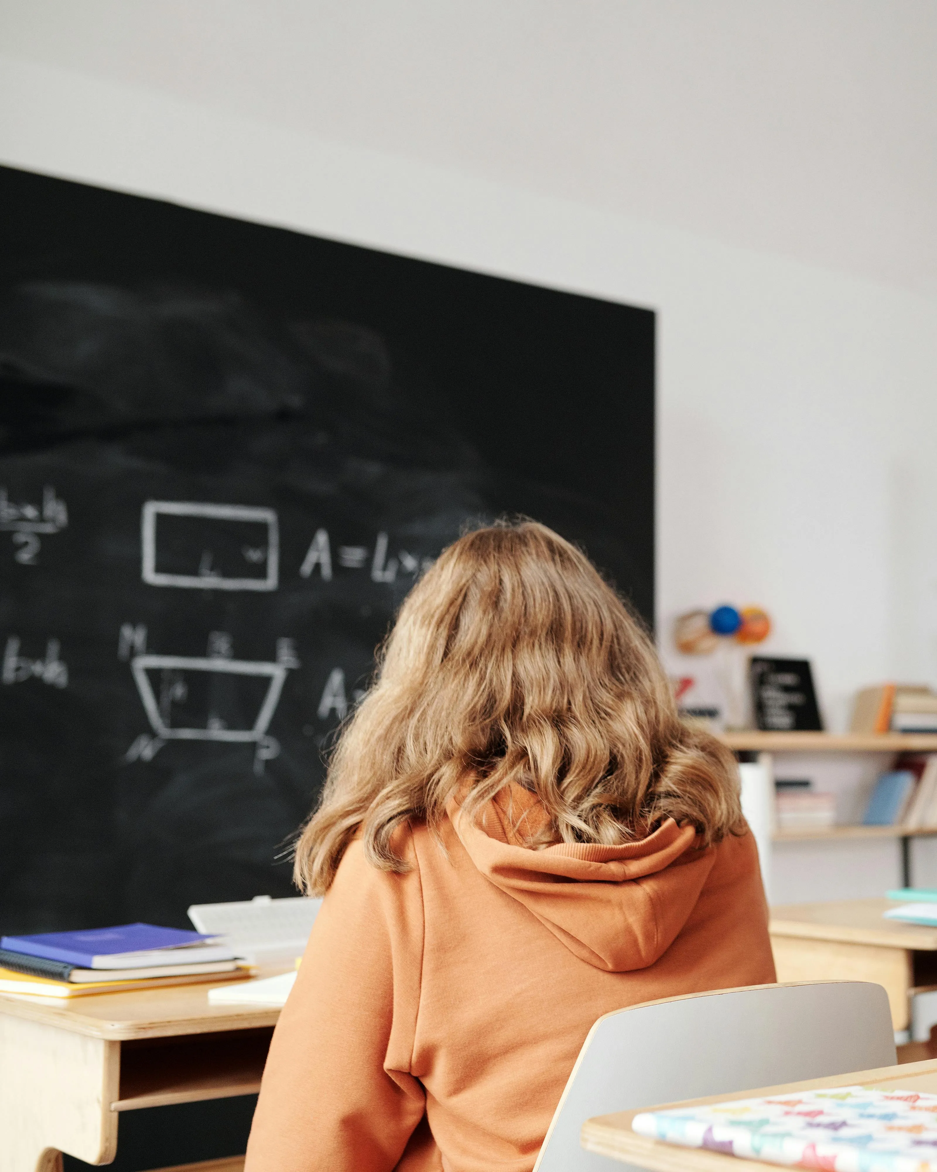 Novela dopadá na malé školy. Ta v Novém Boru skončí, rodiče protestují