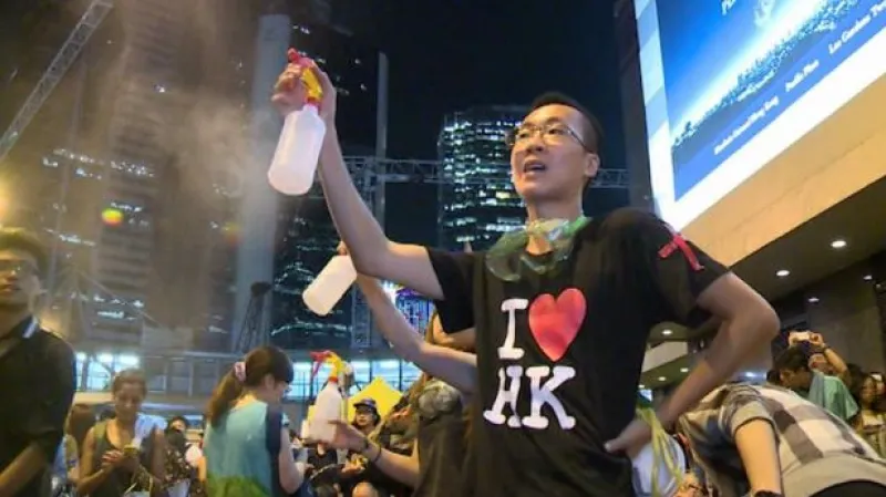 Demonstranti hodlají držet pozice 24 hodin denně