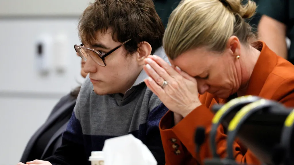 Střelec Nikolas Cruz od poroty dostal doživotní trest