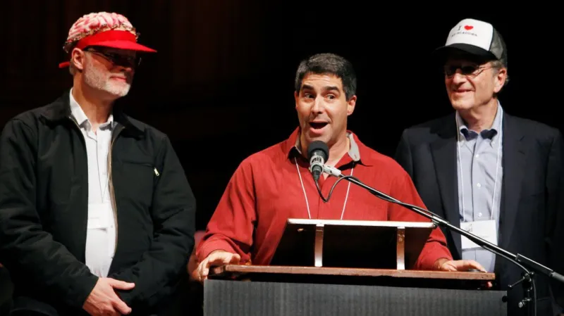 Skupina badatelů kolem Petera Snydera