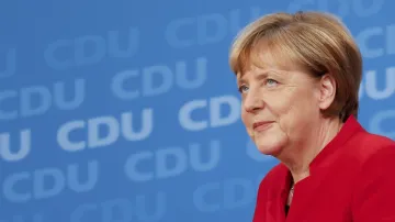 Analytik Handl: Merkelová postupně odsunula všechny své konkurenty