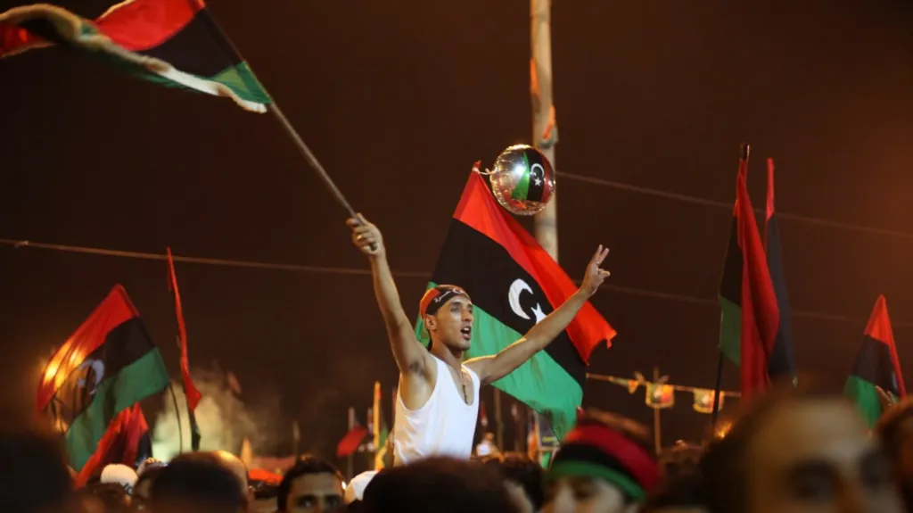 Libyjci oslavují útok povstalců na Tripolis