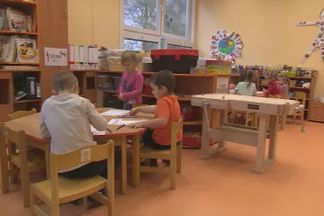 Školky v Ústeckém kraji mají volná místa. Rodiče nechávají děti doma