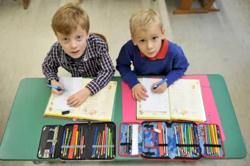 Prvňáků je více než loni, Zeman jim popřál tablet od rodičů