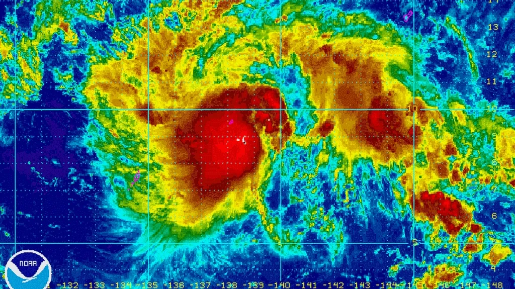 Satelitní snímek tajfunu Nina (Nockten)