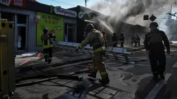 Hasiči na místě ruského útoku na Záporoží