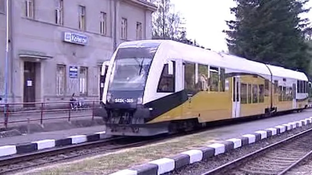 Vlak v Kořenově