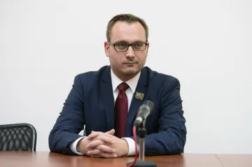 Adam B. Bartoš dostal podmínku za protižidovské texty. U soudu argumentoval názory Zemana