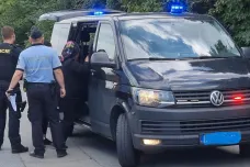 Dodávka na D1 v Brně převážela migranty, po nehodě utekli
