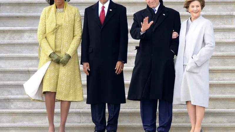 Předávání moci mezi Georgem W. Bushem a Barackem Obamou