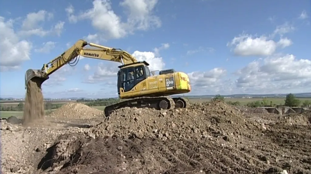 V Sokolnicích začali odstraňovat vojenské bunkry