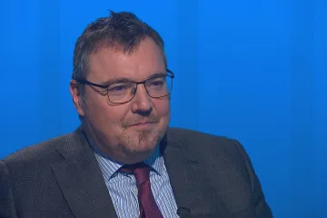 Inflace začne od poloviny roku poměrně rychle klesat, předpovídá bývalý guvernér Singer