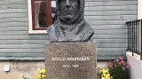 Socha Roalda Amundsena