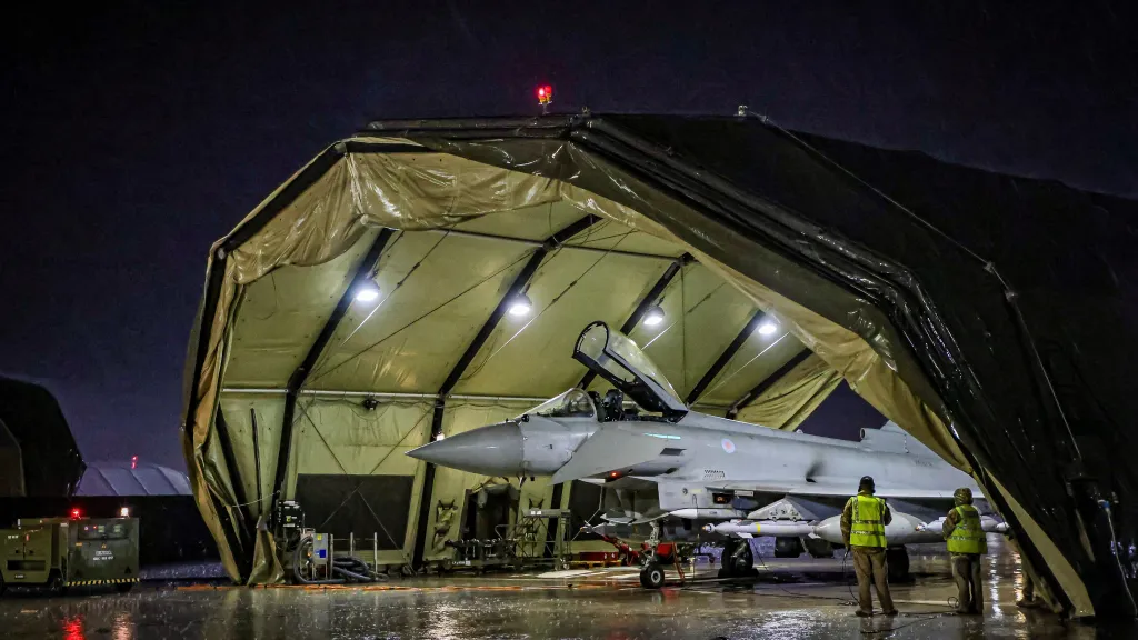 Britská stíhačka Typhoon