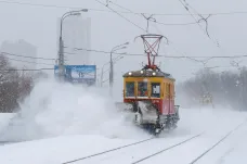 V Moskvě napadlo přes půl metru sněhu, letitý rekord je v ohrožení