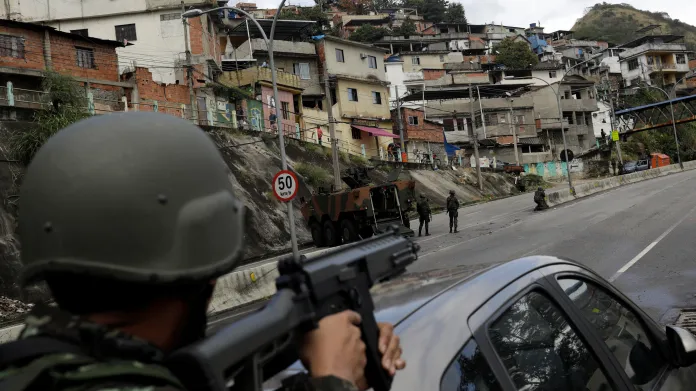 Vojenská akce v Riu de Janeiro