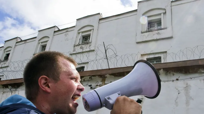 Příznivci Alexeje Navalného svolají do Moskvy demonstraci