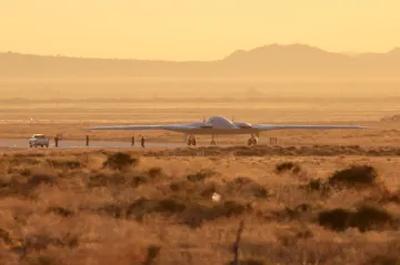 Americká armáda uskutečnila testovací let strategického bombardéru B-21