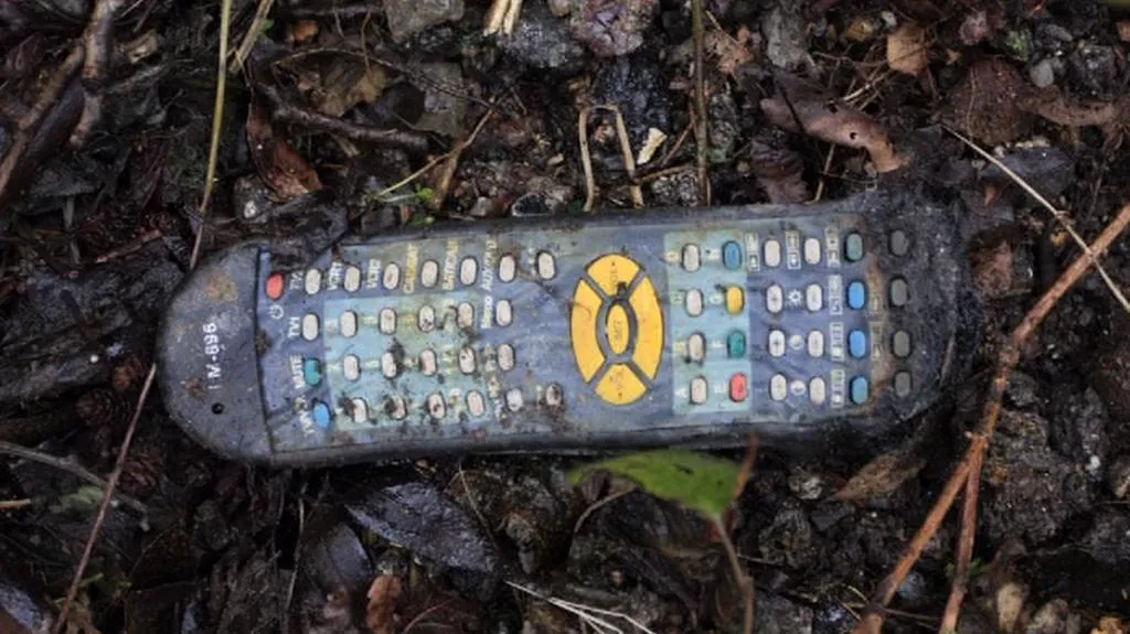 Nedokonale spálený odpad