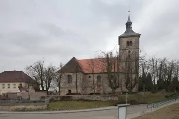Církev se zbavuje desítek kostelů. Nemá na opravy