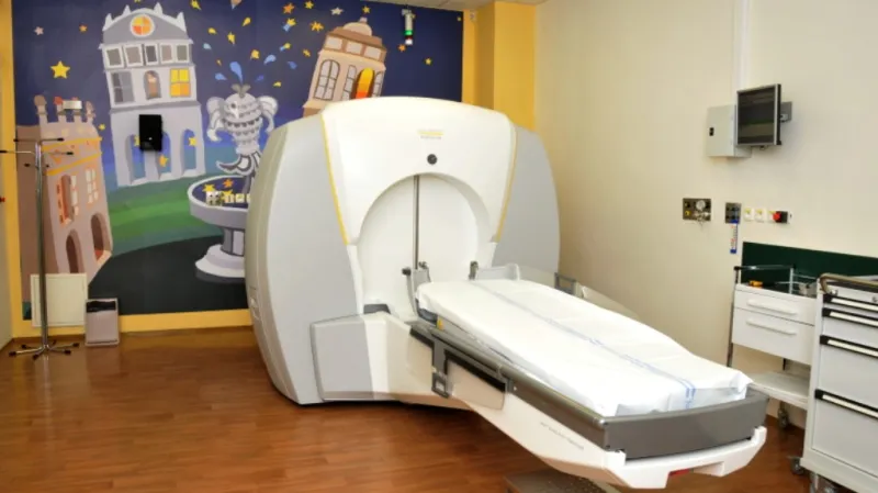 Leksellův gama nůž