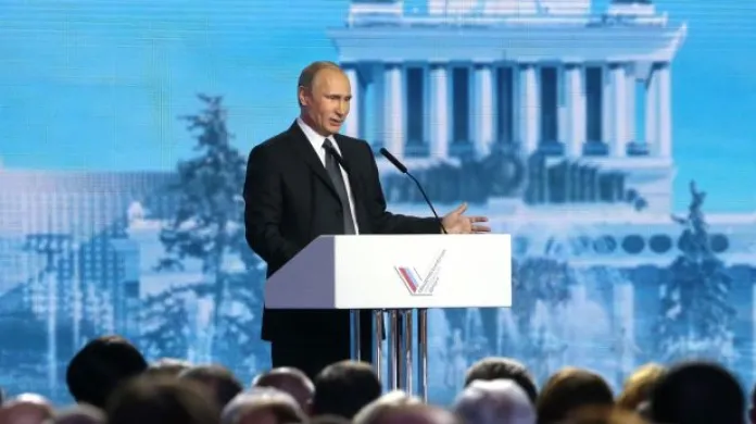 Karas: Kreml se k Zemanově pozvánce pro Putina zatím nevyjádřil