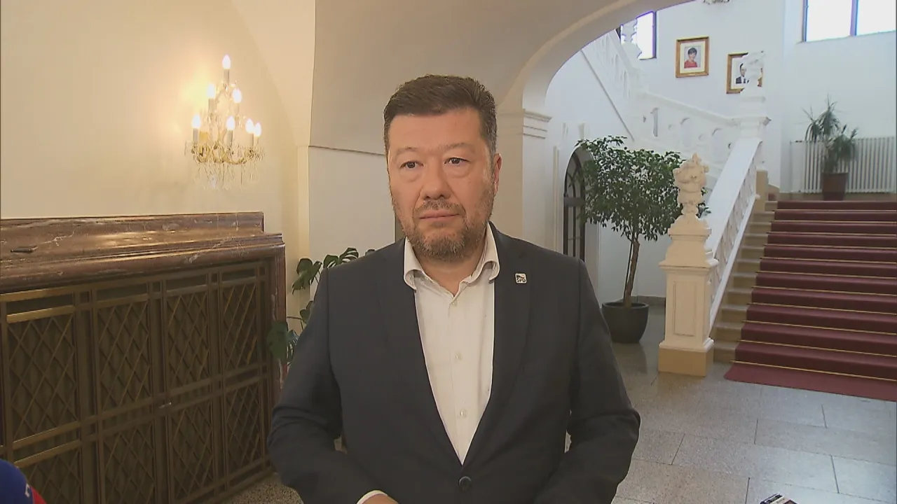 Česko poslalo na zbraně pro Ukrajinu zhruba 140 milionů, řekl Okamura