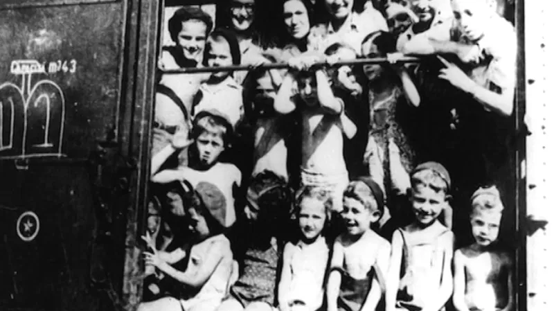 "Kasztnerův vlak" odvezl z Maďarska stovky Židů
