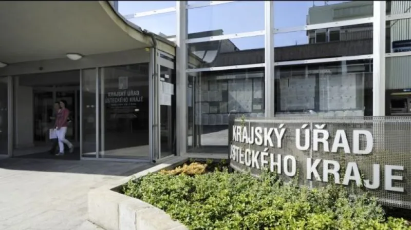 Události v regionech o trestním oznámení na bývalé zastupitele Ústeckého kraje