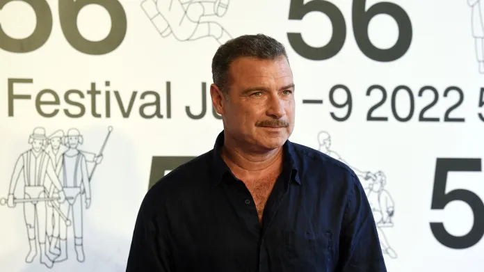 Liev Schreiber na filmovém festivalu v Karlových Varech