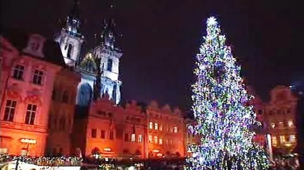Vánoční strom na Staroměstském náměstí