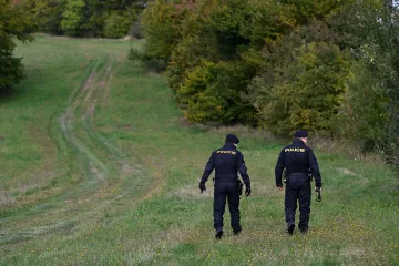 Slovensko zveřejněním zásahu v Dnipru ohrozilo policisty na místě, píše Respekt