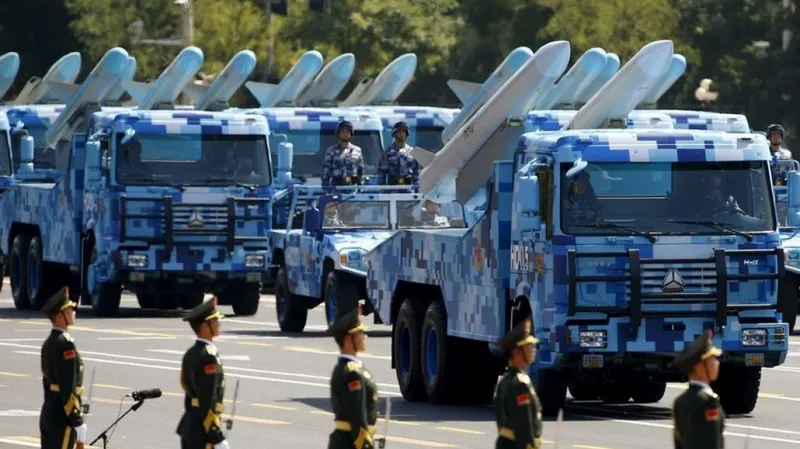 Střely prezentované čínským námořnictvem