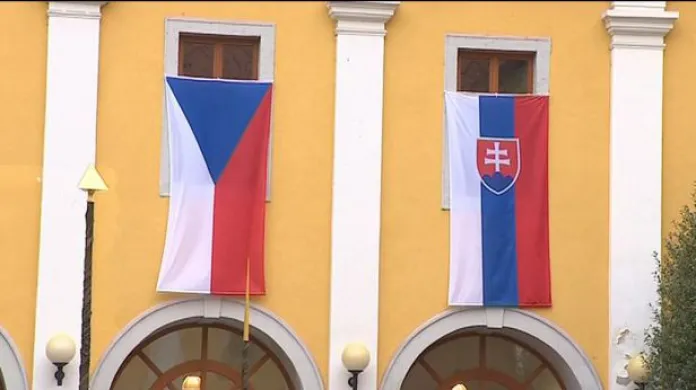Jednání české a slovenské vlády tématem Událostí