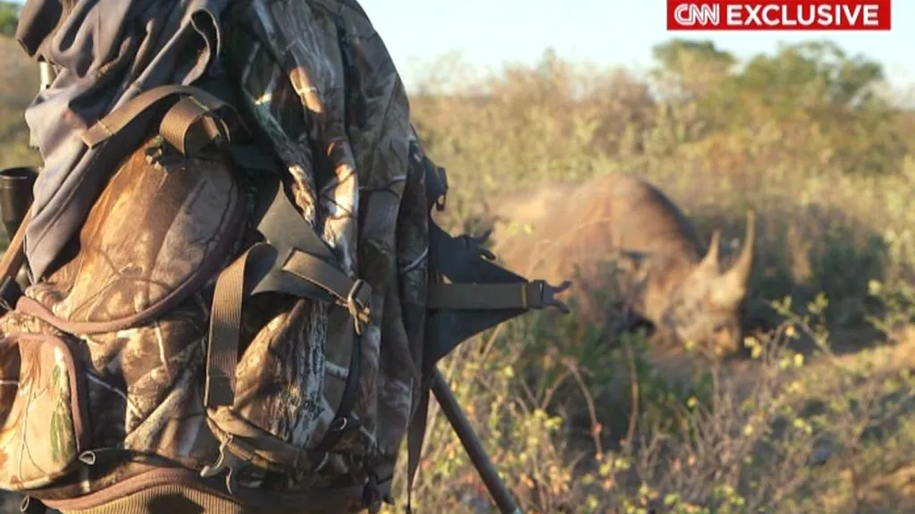 Zastřelený samec nosorožce černého