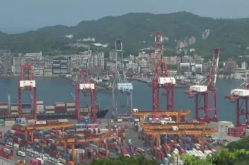 USA uvalí na čínský dovoz dodatečné clo sto procent