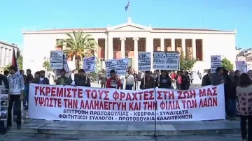 Protesty proti řecko-tureckému plotu