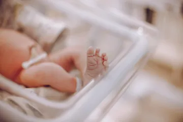 Hradečtí zdravotníci zachránili těhotnou ženu v klinické smrti i její dítě