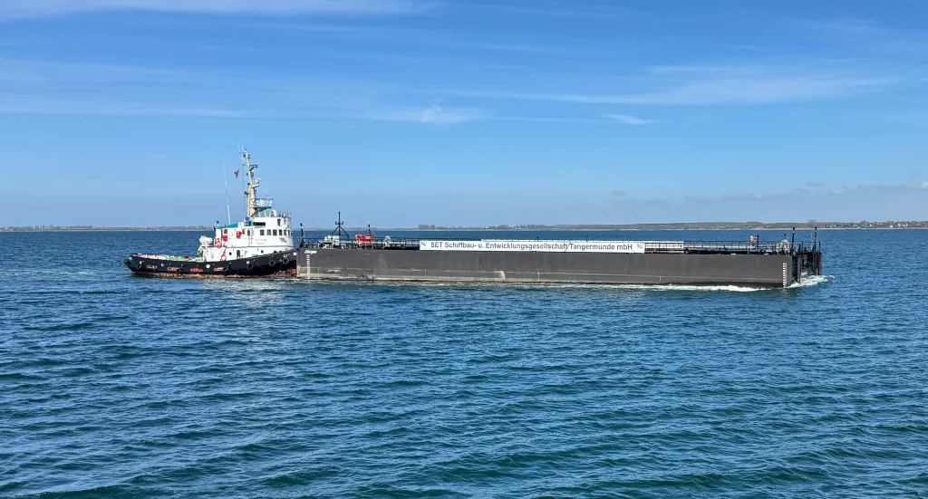 Poté co Timmyho naložili, se vydali na cestu do Severního moře