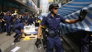 V Hongkongu zadrželi dva studentské vůdce