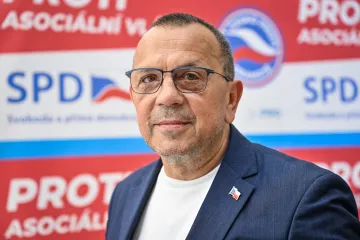 Radiožurnál: Poslanec SPD Jaroslav Foldyna je podezřelý z domácího násilí