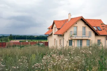 Nedaněný příjem nad pět milionů je potřeba oznámit. Nejčastěji jde o dědictví nebo dary